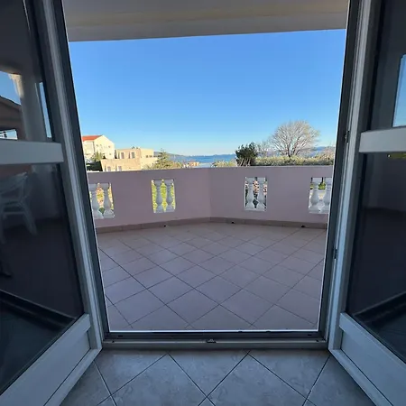 Jermen Gostinjska kuća 3*